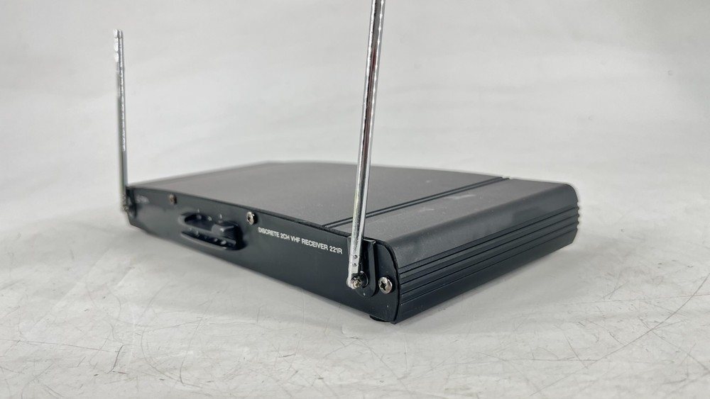 Azden Discrete 2CH VHF Receiver 221R