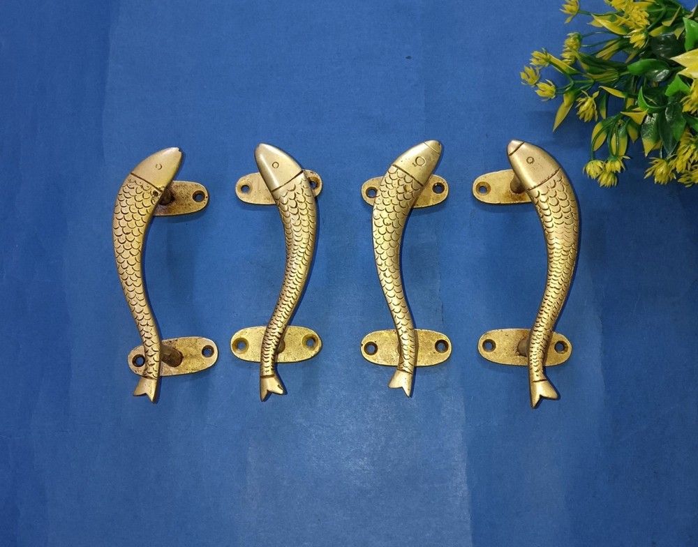 Brass Nautical Fish Kitchen Cabinet Pull Door Handle 02 Sets (04 Pieces) AJ583