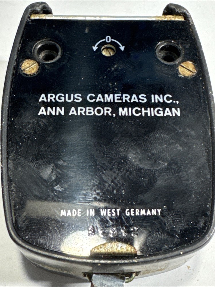 Argus L3 EVS Light Meter & Leather Case