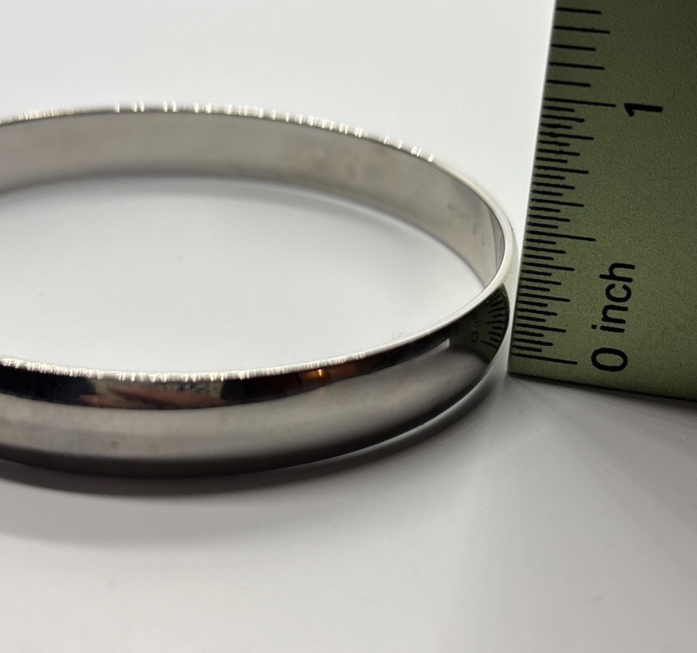 Vintage Bracelet Silver Tone Delicate Bangle Retro Style Signed Monet