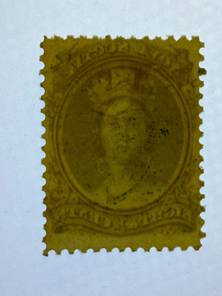 Nova Scotia # 11 MH Scott Value $ 11.00