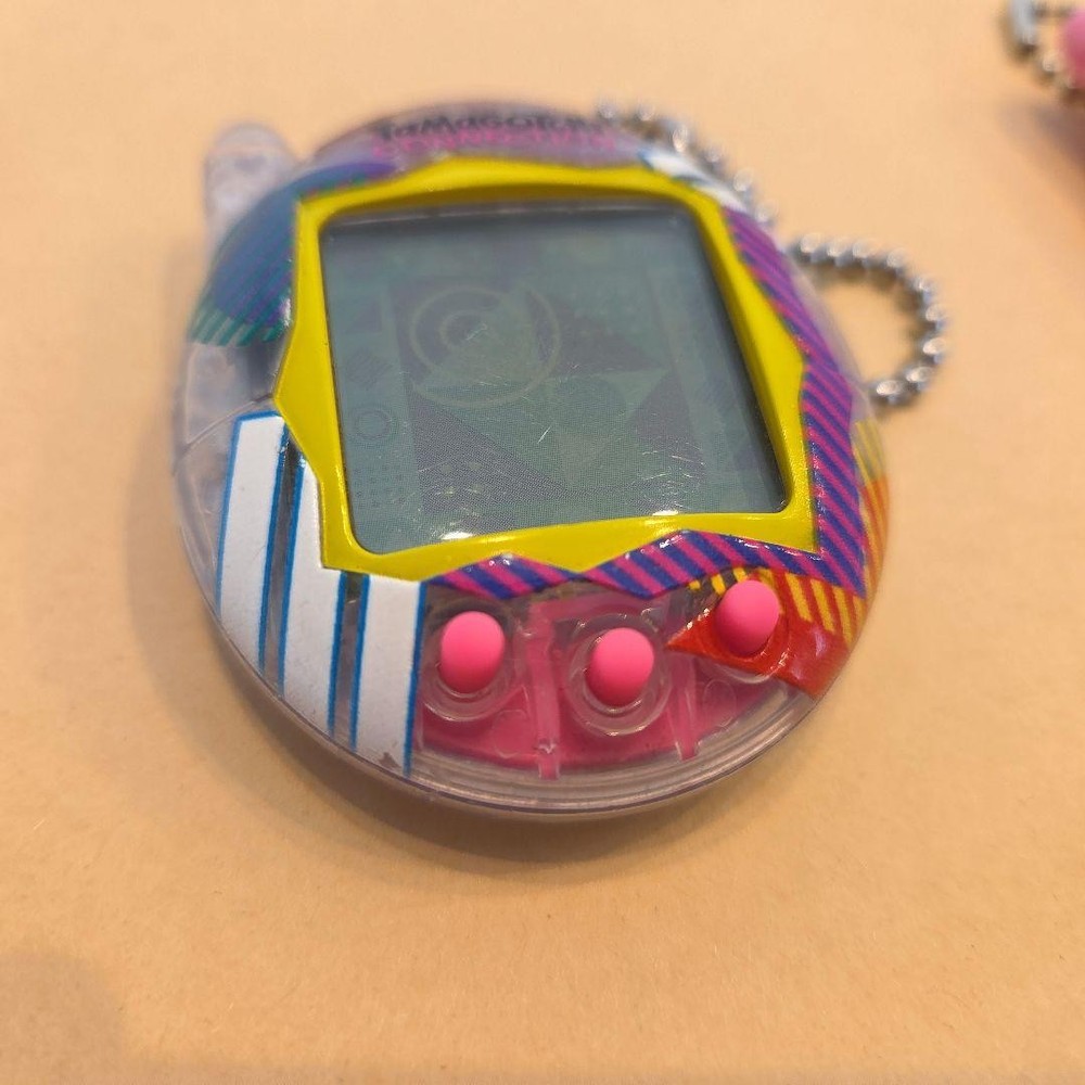 Overseas version Tamagotchi Connection Clear Pink 2 piece set