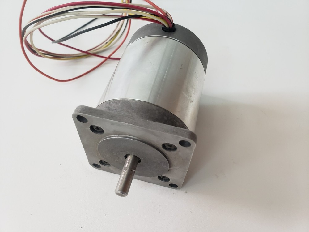 Parker Compumotor 057-083-1-8-019-010 Stepper Motor Code 3987