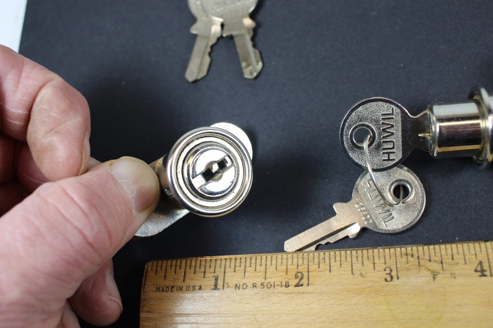Hulwil Push Button Keyed Locks 2 Pieces