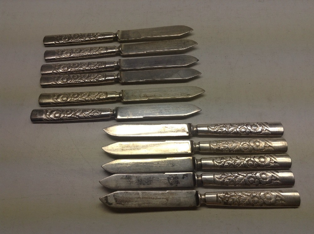 11 Wm Rogers International Magnolia Silverplate Solid Fruit Knives