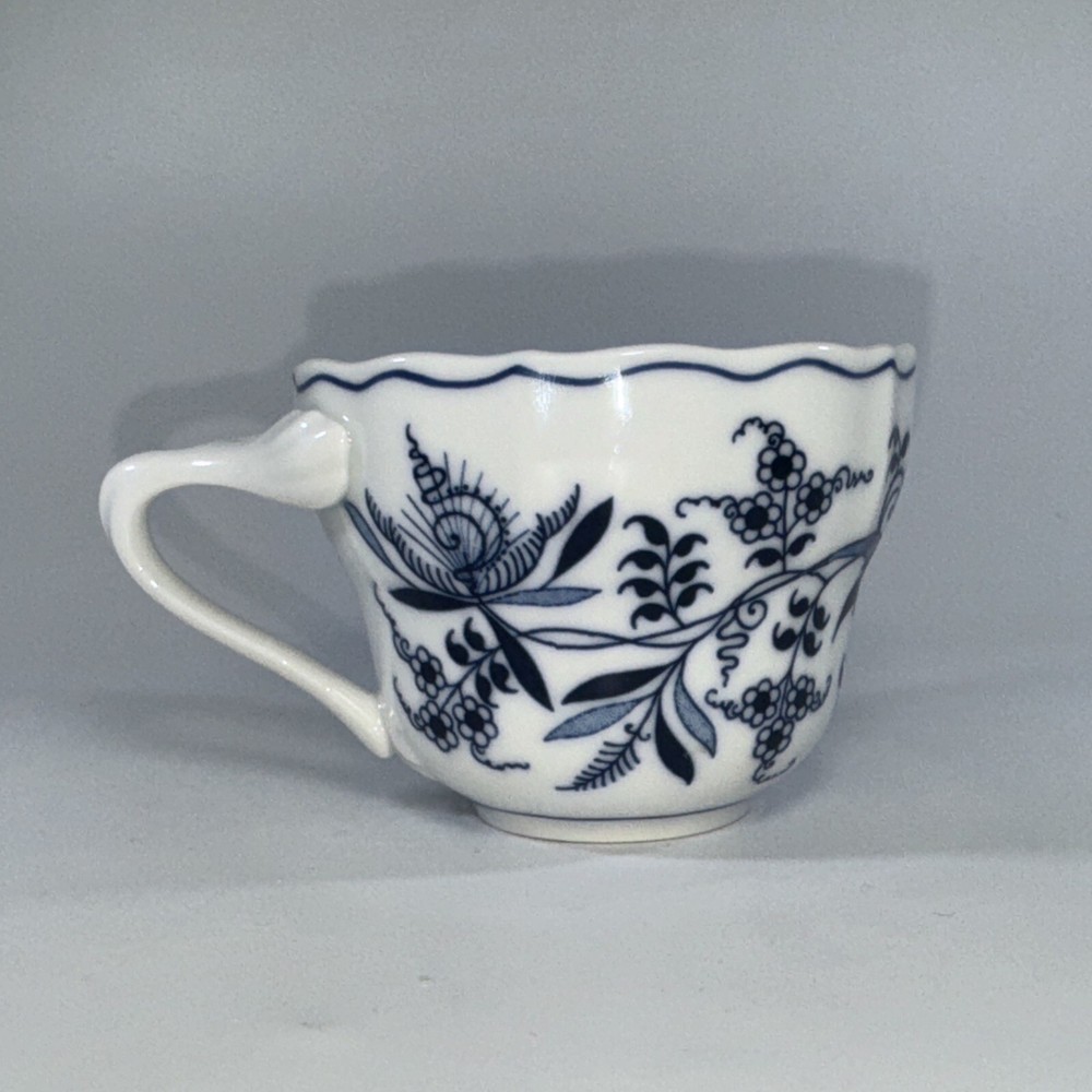 Scalloped Edge Blue Danube Cup