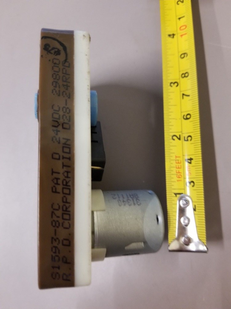 RPD COMBO VENDING MACHINE FULLY TESTED FULLY WORKING BROWN / TAN MOTOR