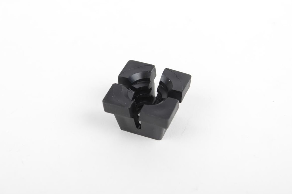 BMW E30 E36 E46 Threaded Mounting Clip Genuine 71111179445