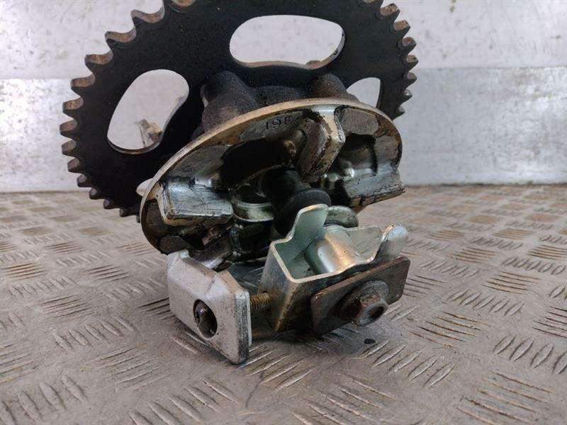 Suzuki SV 650 (1999-2002) Wheel Spindle Rear