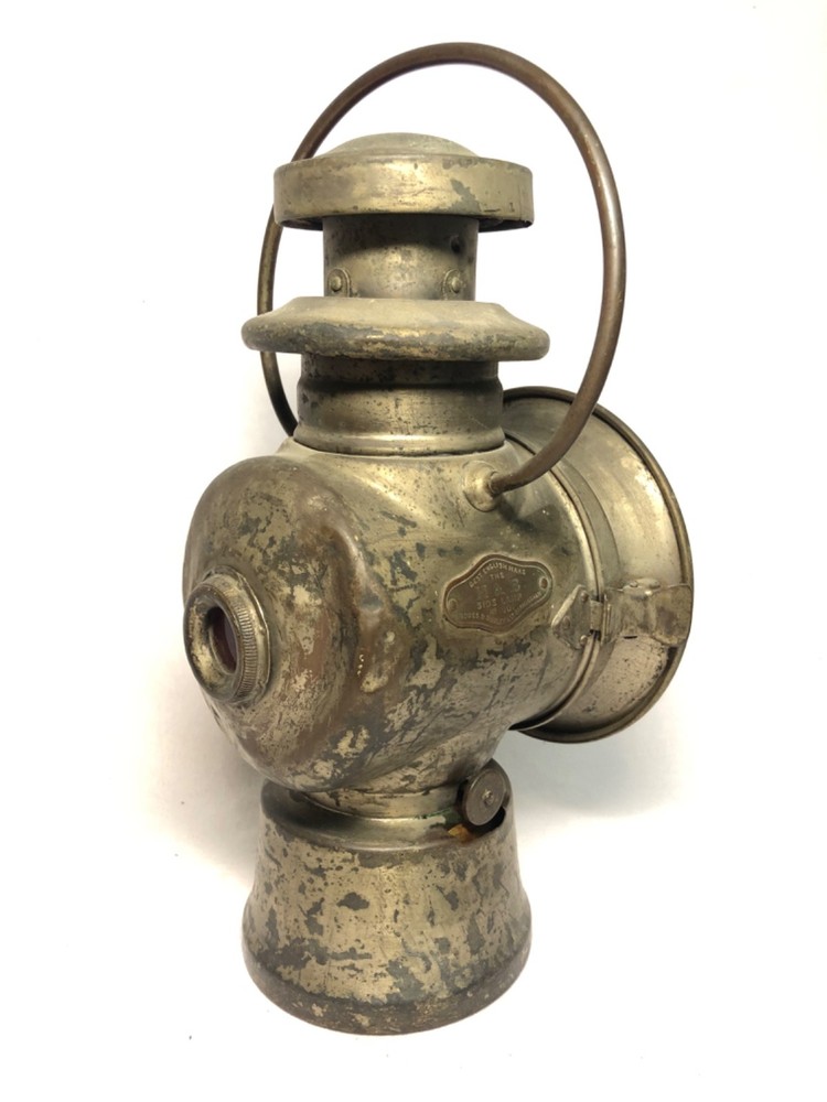 Howes & Burley Oil Side Lamp