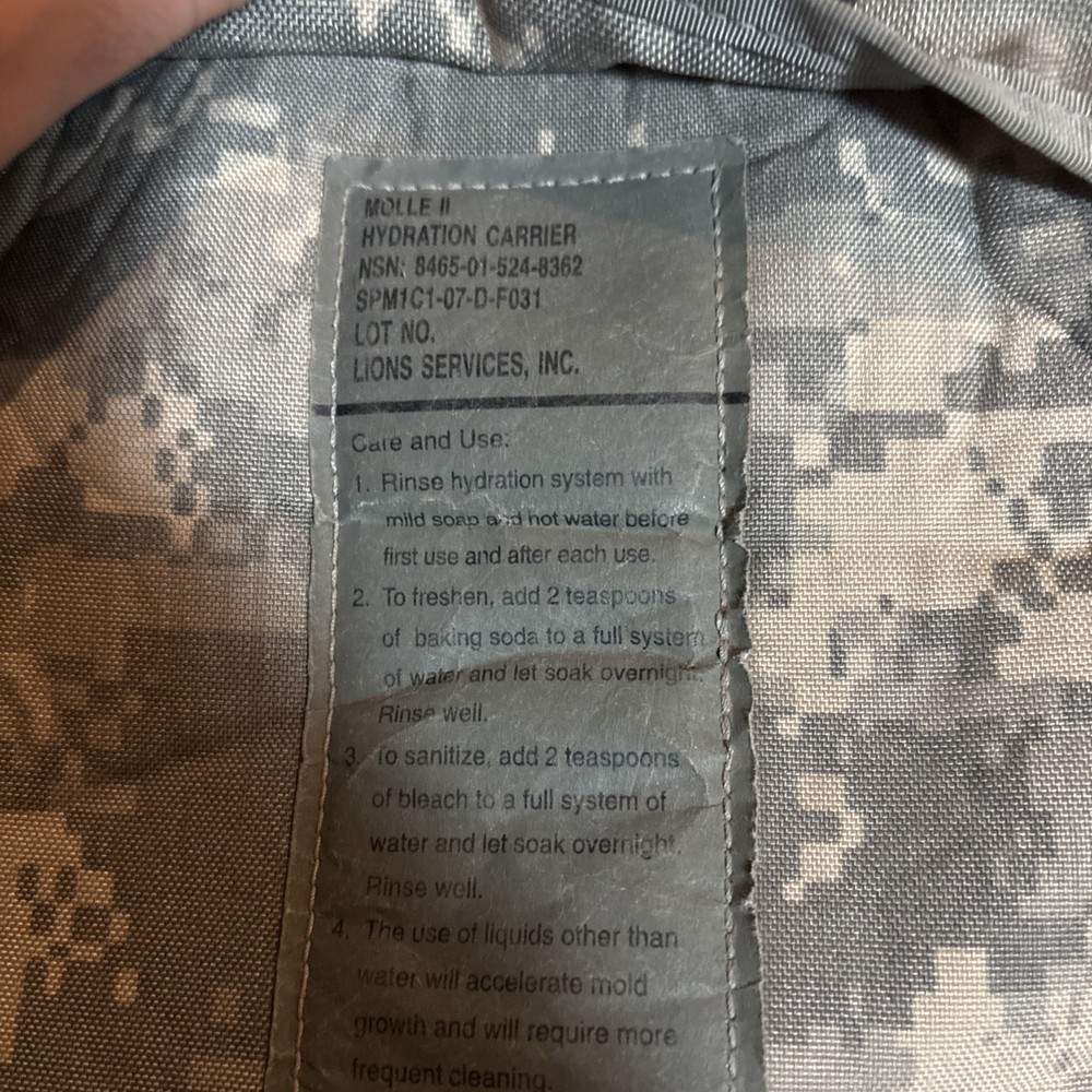 US Army Molle II Hydration System Carrier ACU Camelback Hydromax With Bladder