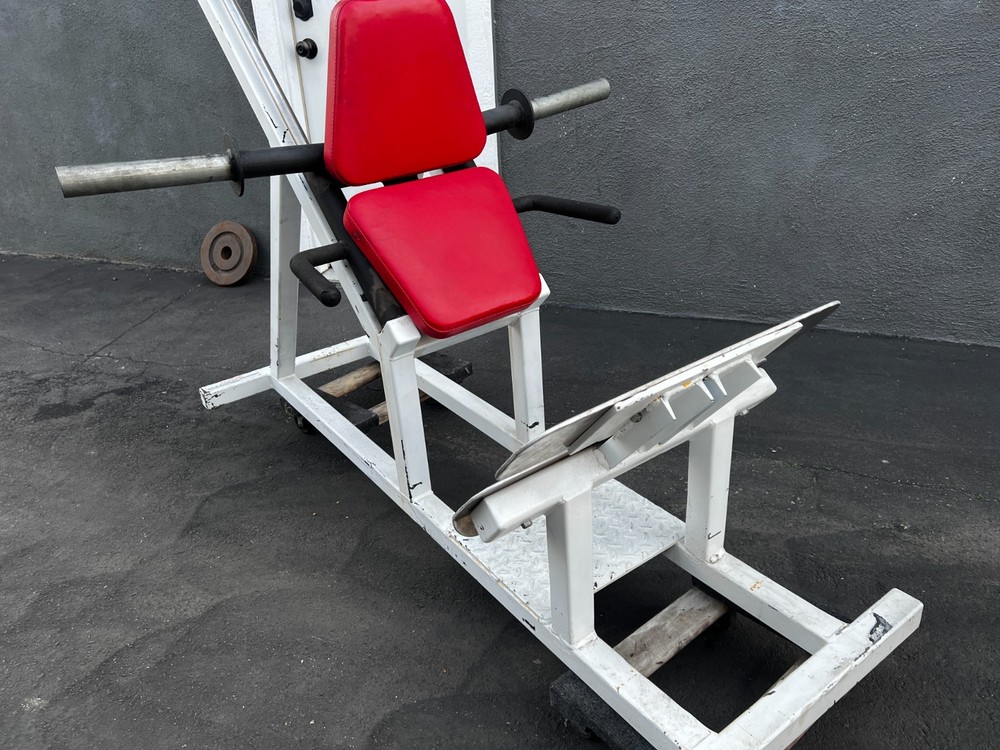 Gibson Seated Calf / Squat
