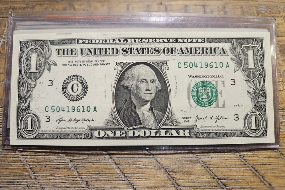 Series 2021 $1 Error Notes Offset Printing/ Transfer Error 7 Notes Uncirculated
