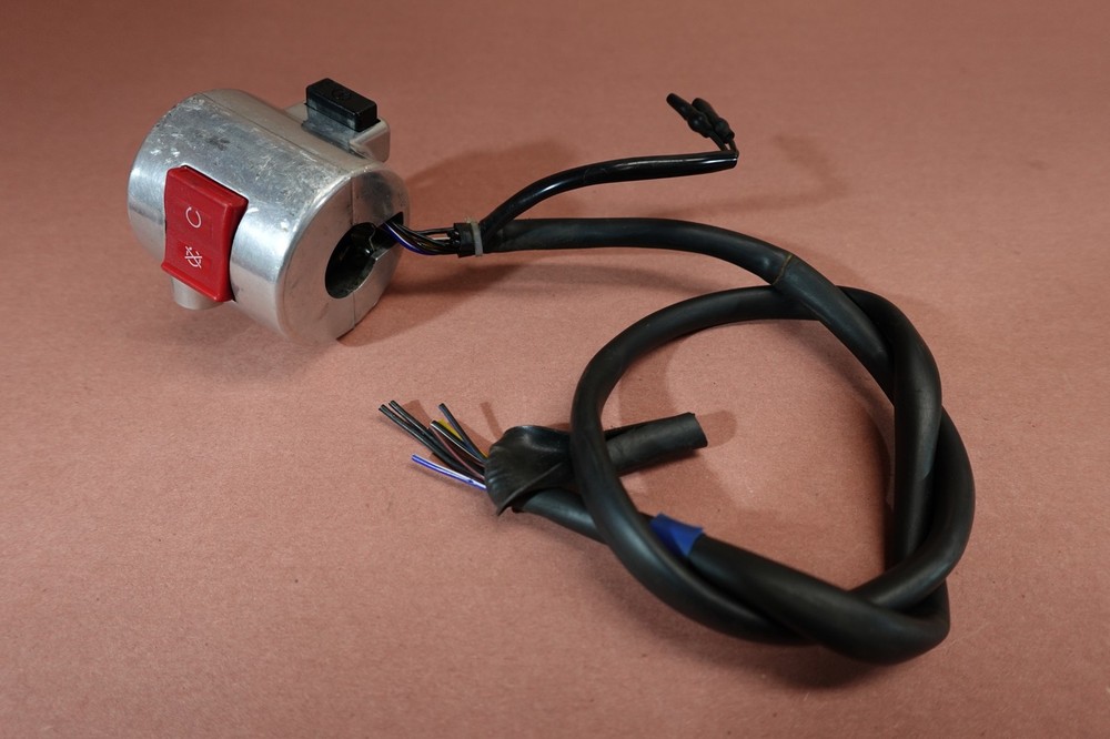2000-2007 Honda Shadow Sabre VT1100 VT1100C2 Right Control Switch Start Stop