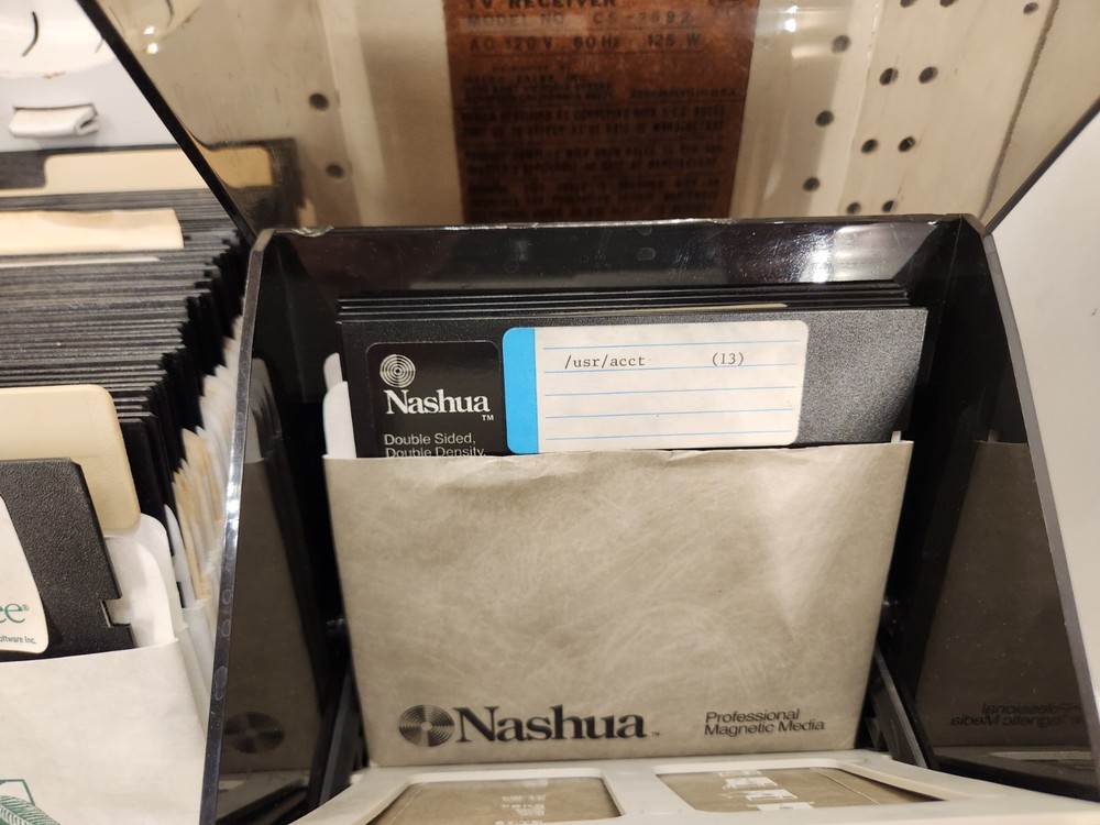 LOT OF 171!! Floppy Disks 5.25 Programs, Files, Misc Discs - Untested