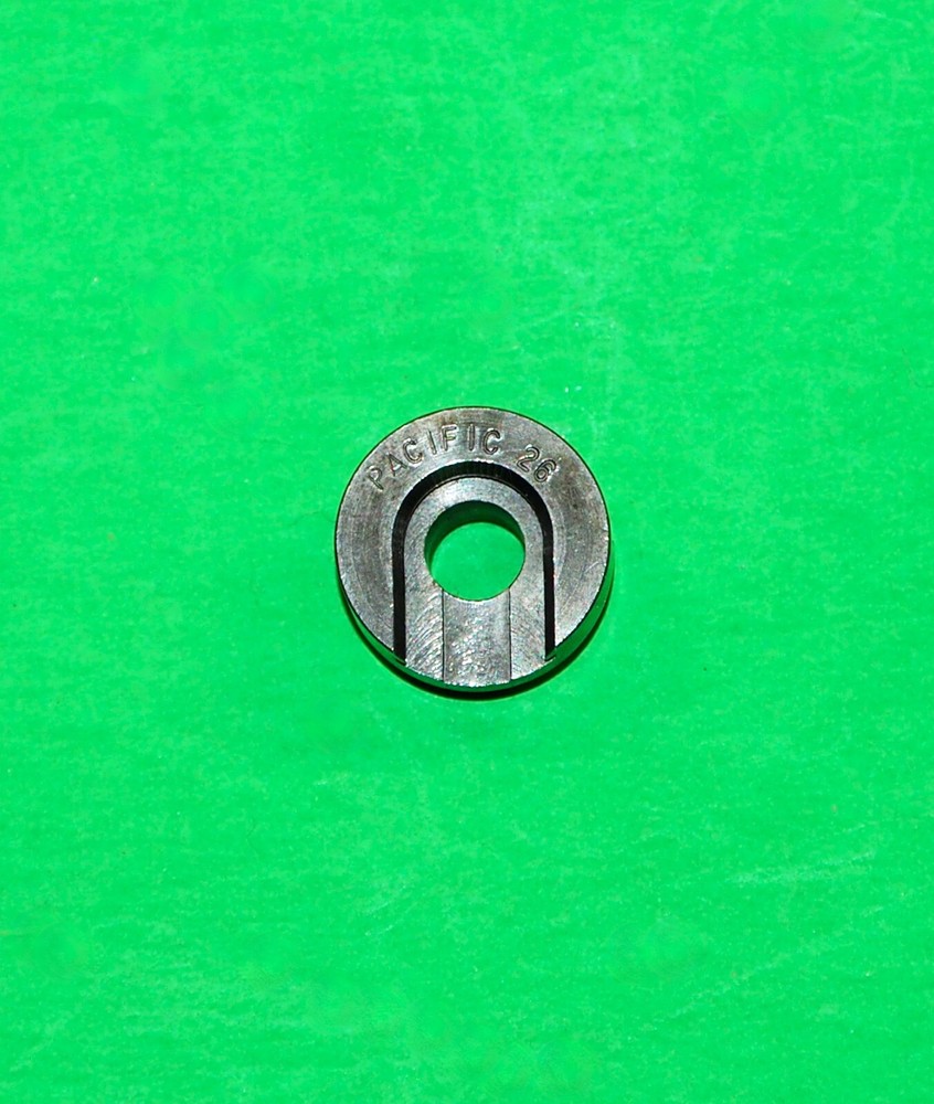 Hornady/ Pacific #26 Shell Holder-NOS-(Old Style)