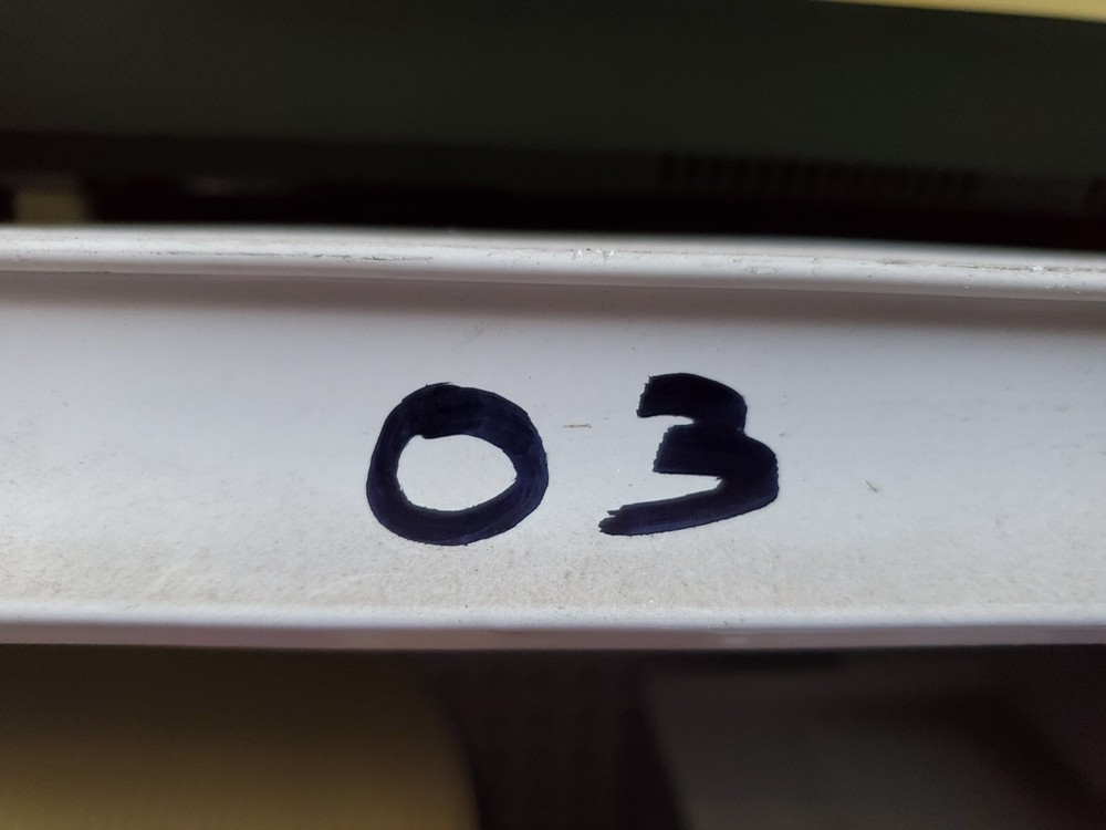 Barco ClickShare CSC-1 Base Unit Wireless Presentation System w/ 4 Buttons