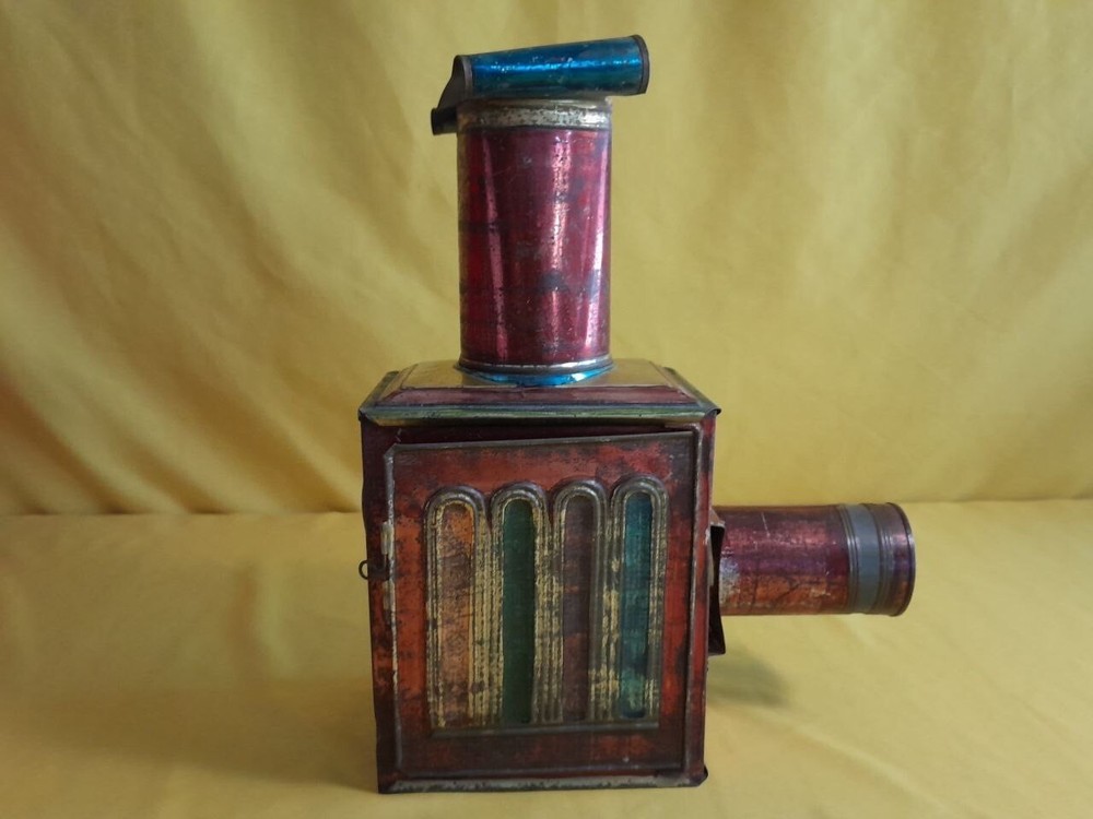 1885 RARE ANTIQUE MAGIC LANTERN PROJECTOR MEDAILLON LAPIERRE POLYCHROME 14”