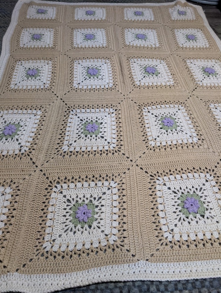 granny square blanket 74x 64