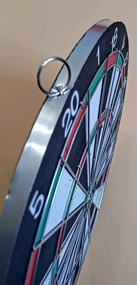 🤩 Double sided Dart Board Set with 6 darts.