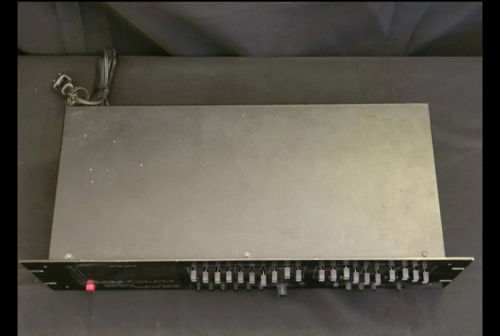 AudioSourceEQ-ONE Graphic Equalizer&Spectrum Analyzer Rackmount Audio Processor