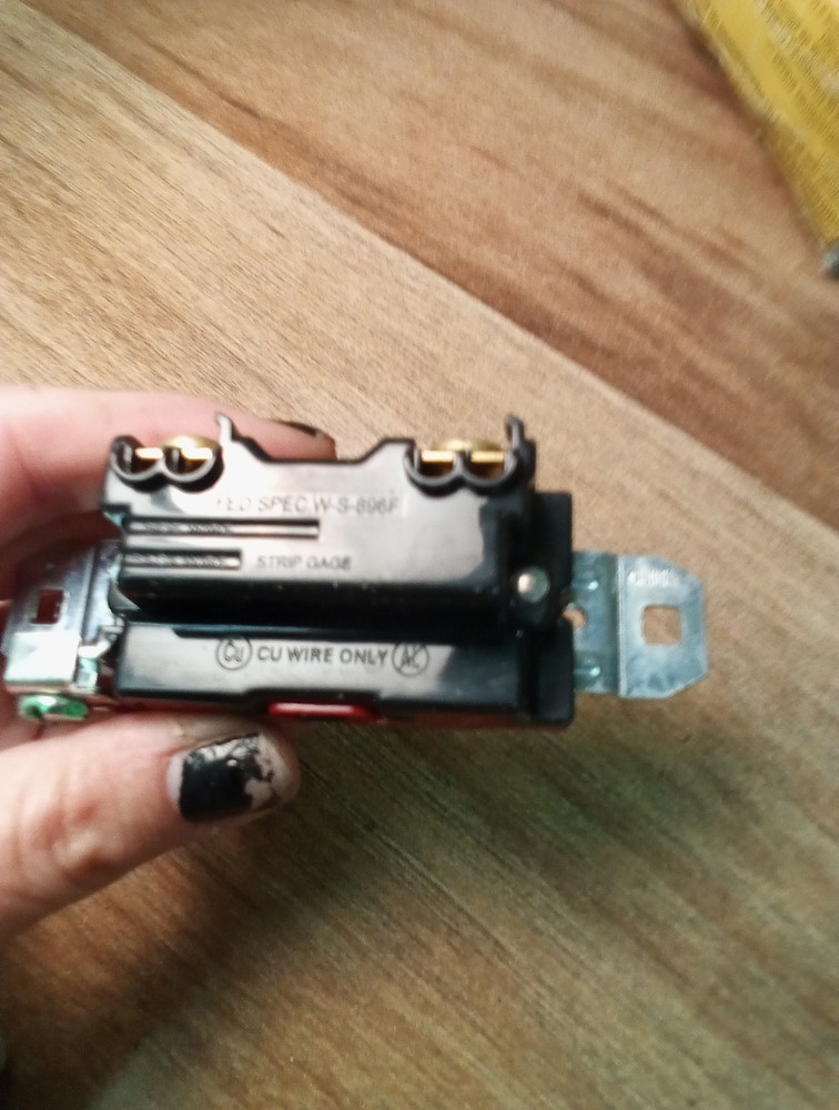 Hubbell Toggle Switch - 1221W