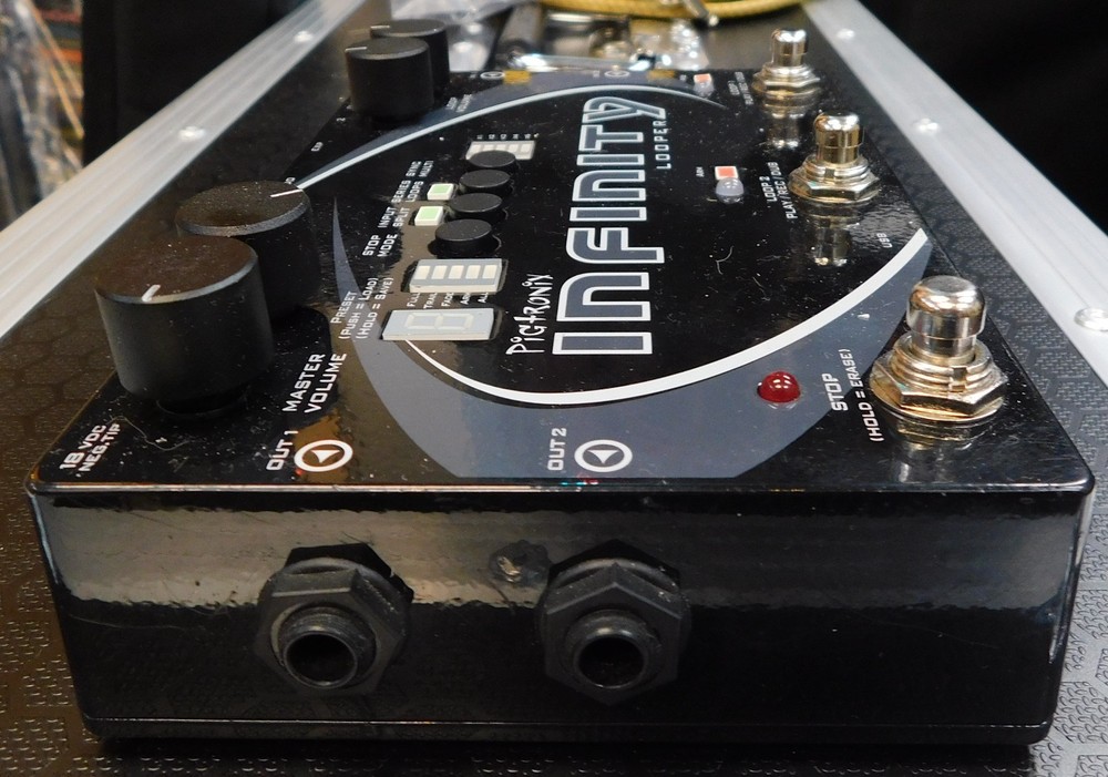 Pigtronix Infinity Looper Effects Pedal AND Remote Switch