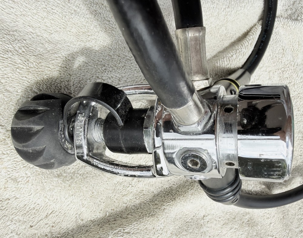 GENESIS REGULATOR /US MATRIX DIVE COMPUTER/OWNER MANUAL/SHERWOOD REGULATOR/CASE