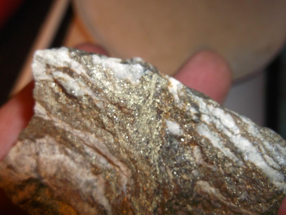 gold silver copper ore, 107 grams samples ,ore high grade .this is not