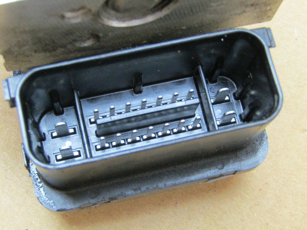 Harley Davidson Fat Bob FXDF 2016 ABS pump controller (5554)
