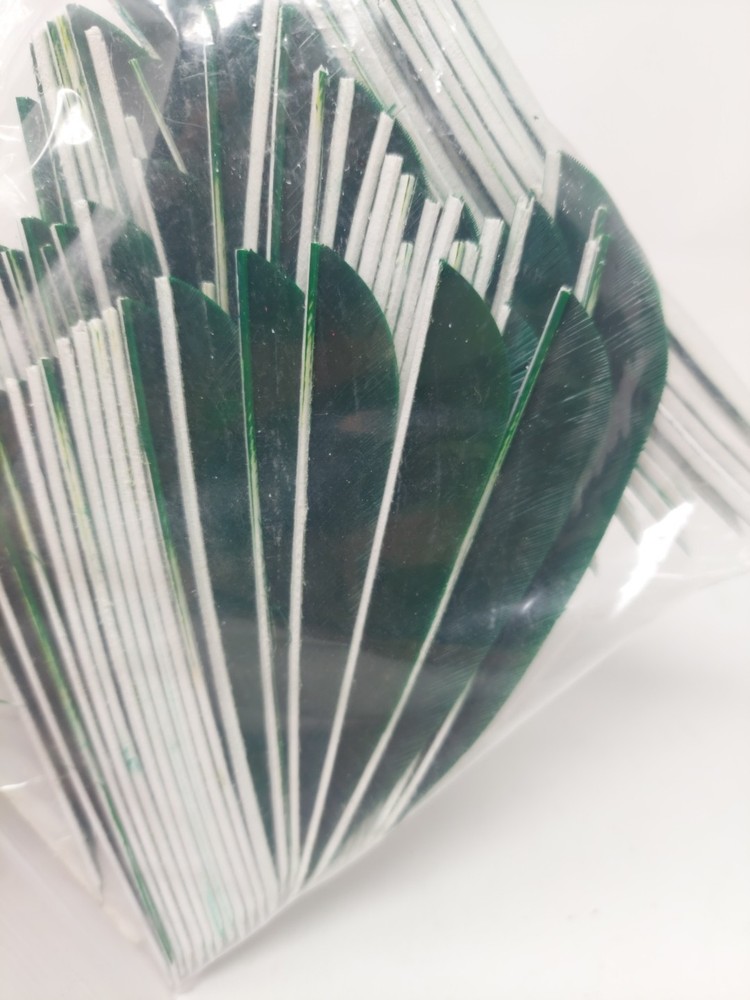 100 Pack Gateway Feathers 4" Left Wing: Parabolic Forest Green 400LPSGN-100