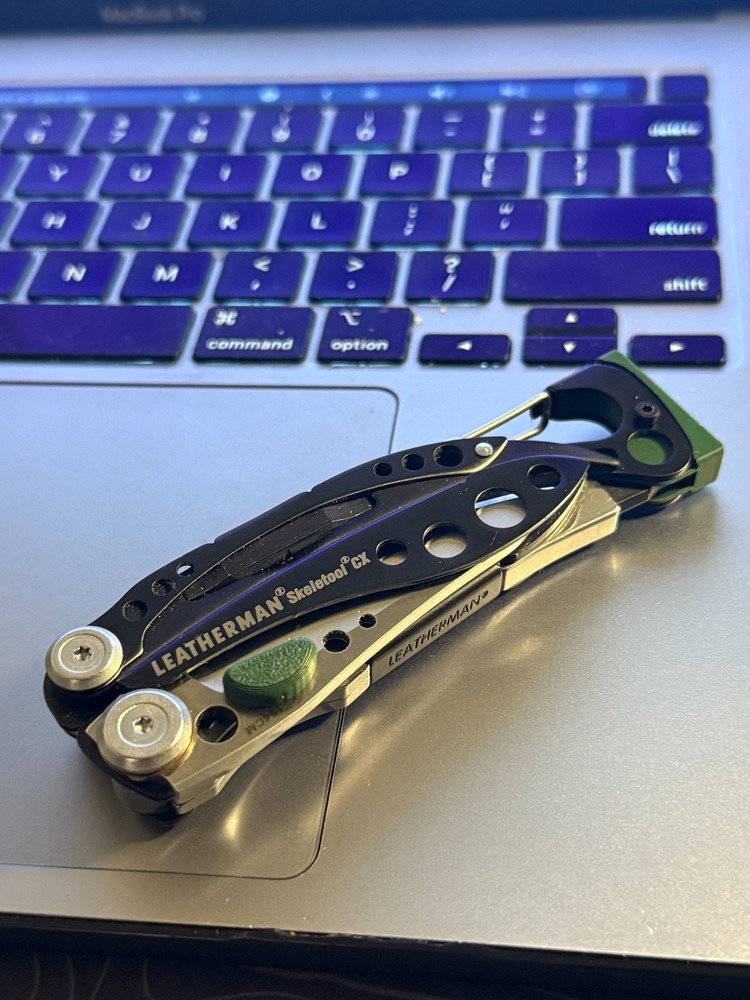 Hammer & Thumb Stud Upgrade for Leatherman Skeletool – EDC Multi-Tool Mod