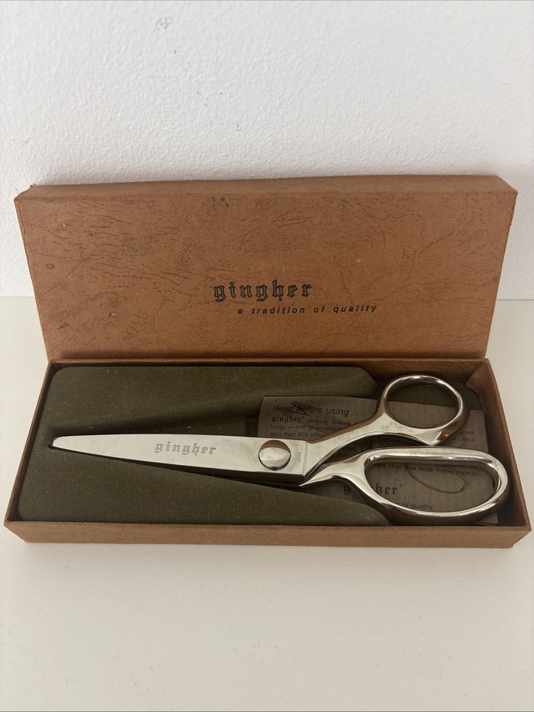 Vintage Gingher Pinking Shears Scissors G-7P Original Box 7-1/2" NICE