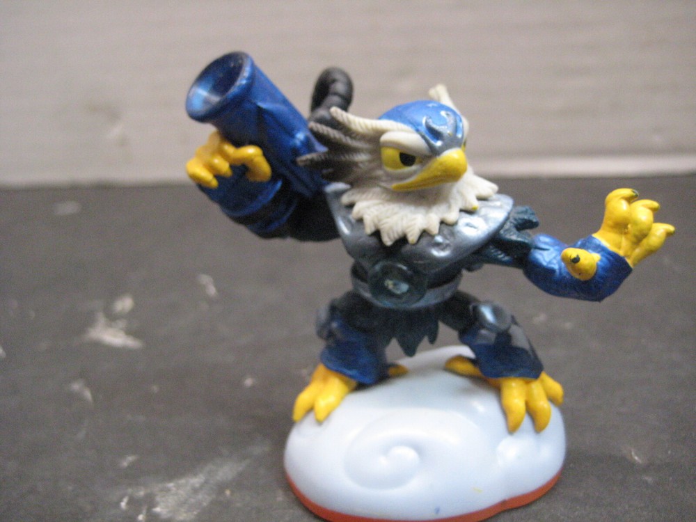 Skylanders Video Game Characters "Jet-Vac" Wind Element & "Drobot" Tech Element