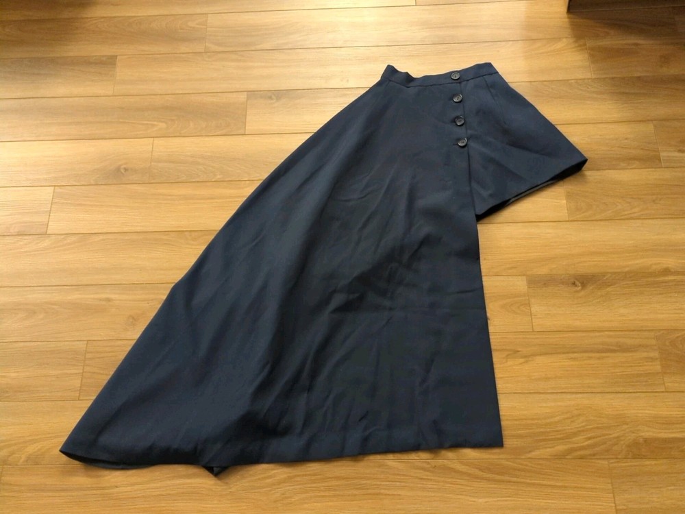 Beautiful Navy Horse Show Side Saddle Apron Size 6 medium