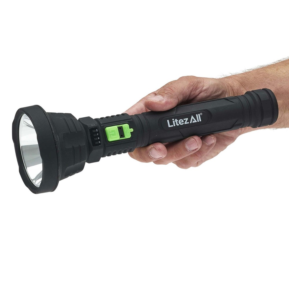 Rechargeable 1000 Lumen LED Flashlight, Battery Meter Display