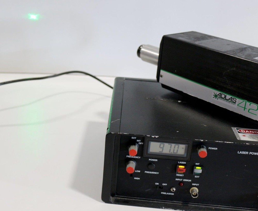 Advanced Design Lasers ADLAS 421 DPY421QD Diode Pumped Green Laser