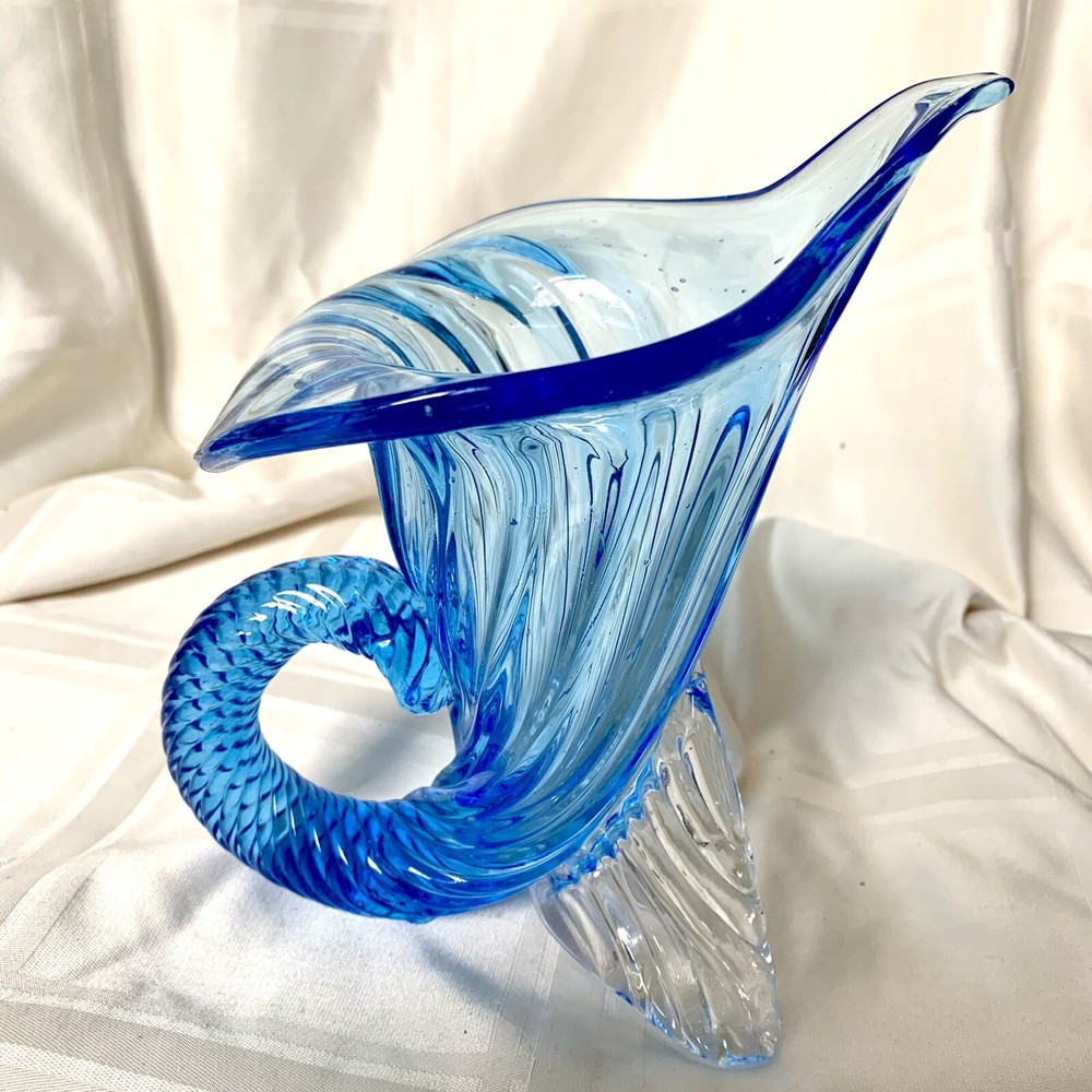 Vintage Murano Blue Cornucopia Glass Vase 7”