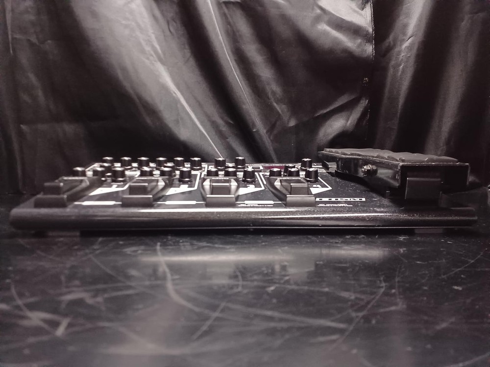 BOSS ME-70 MULTI-EFFECTOR 329187