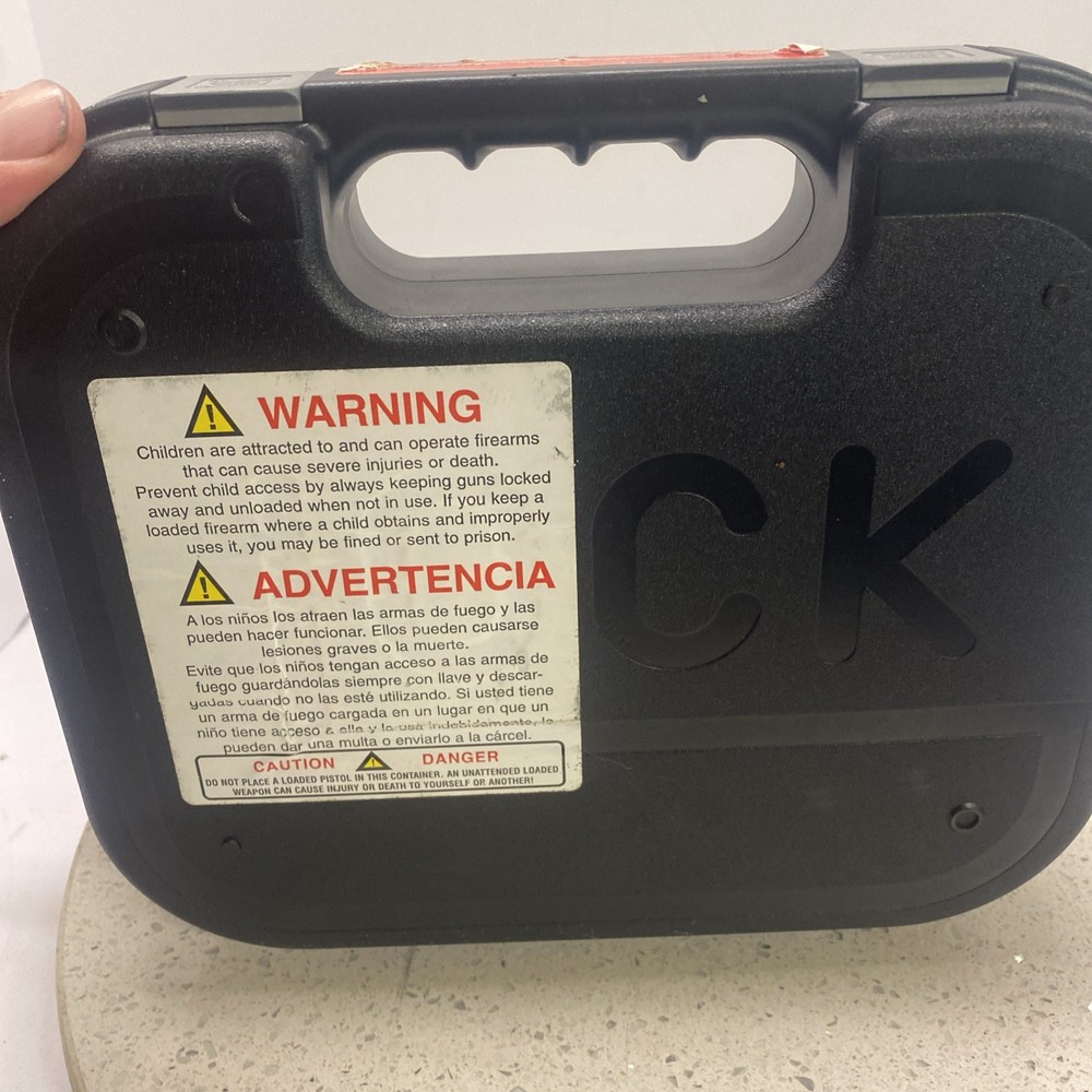 Glock 17 Original Plastic Case W/extras