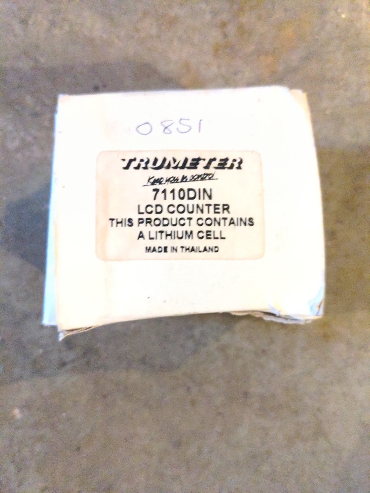 Trumeter 7110DIN Electronic Totalizer with Front Reset Counter New