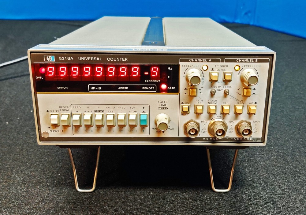 Hewlett Packard 5316A 100 MHz Universal Counter