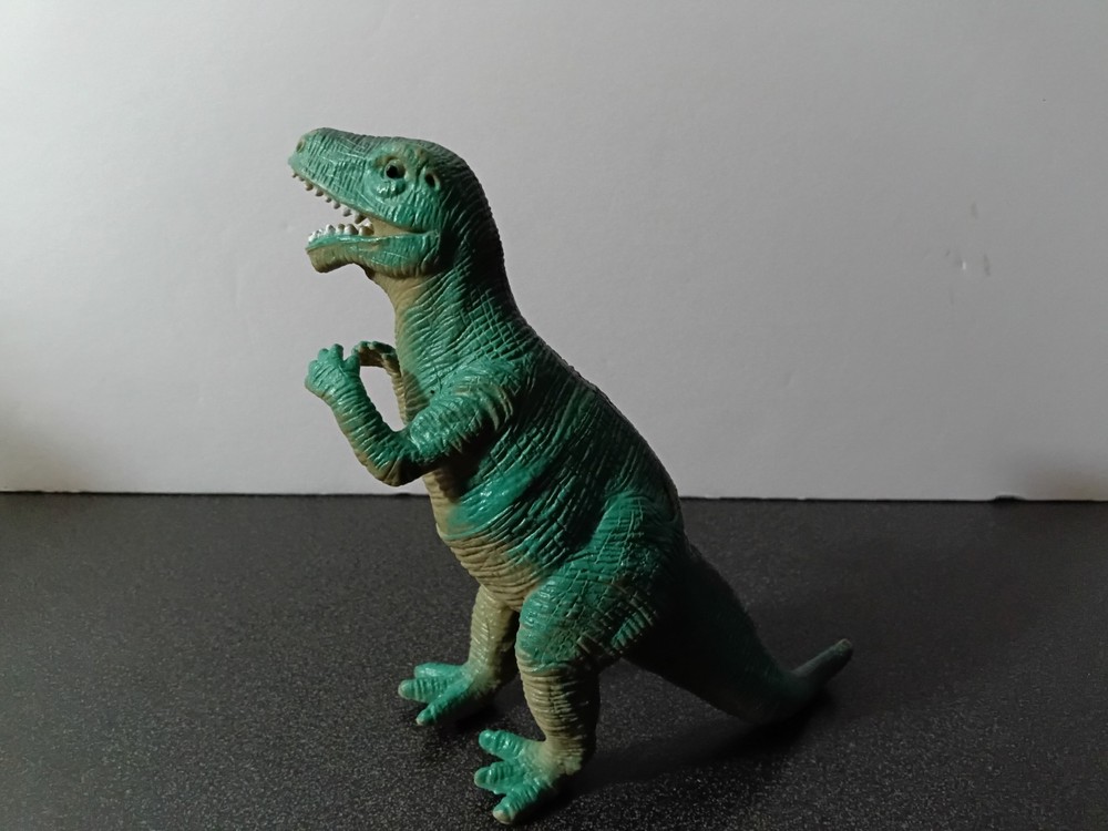 vintage Dolgen Allosaurus dinosaur figure