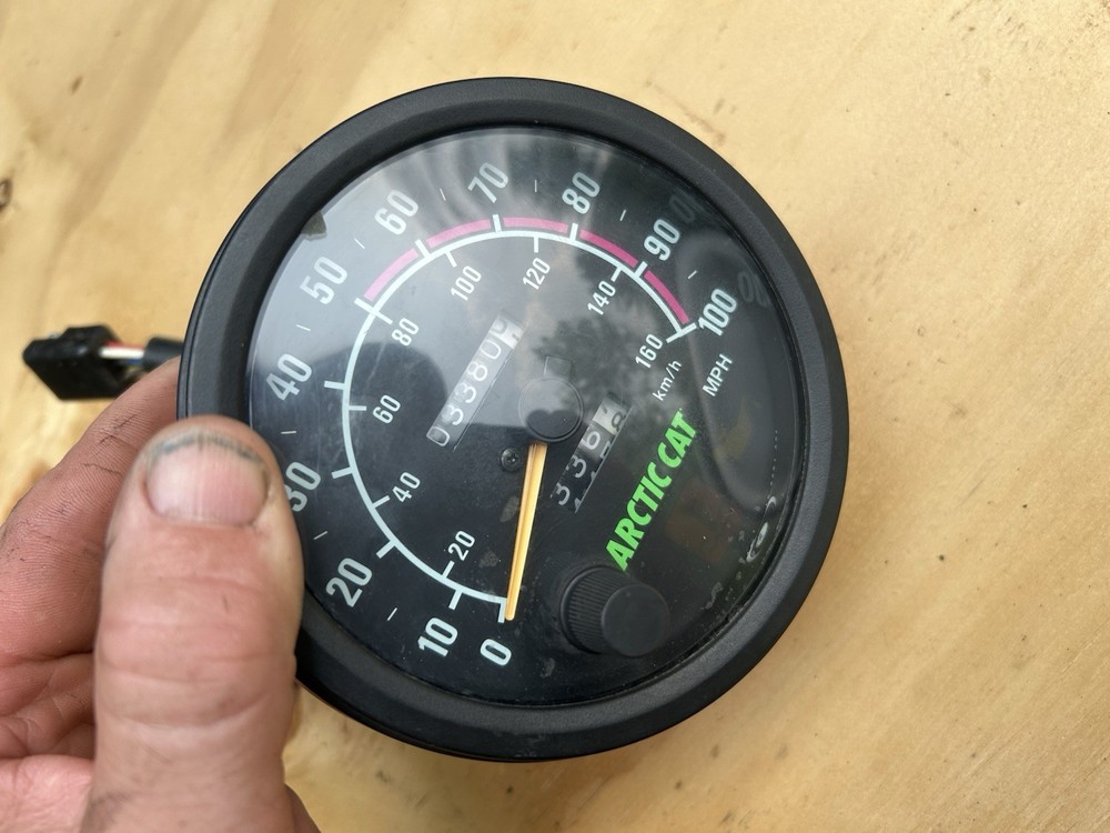 95 Arctic Cat Cougar 550 L/C Speedometer