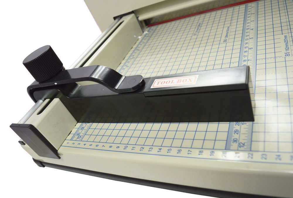 Desktop A4 Size Stack Paper Cutter Guillotine 12.2In Heavy Duty Papper Trimmer