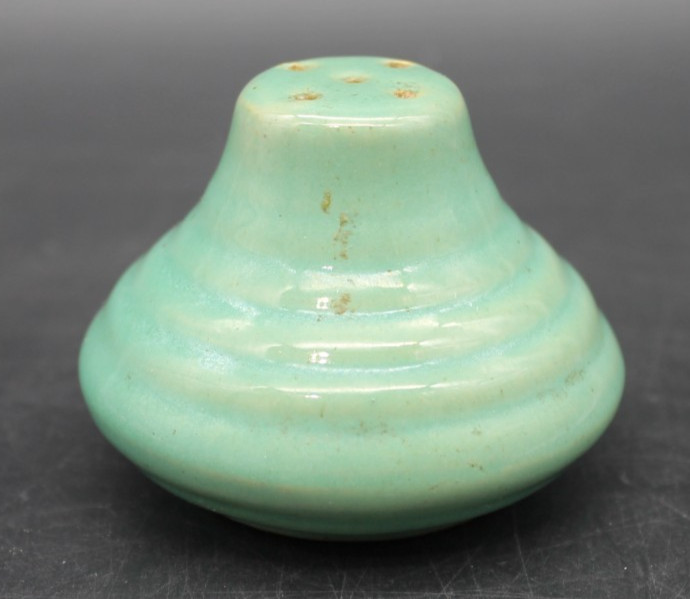 Bauer Pottery Turquoise Ringware Salt Pepper Shaker Vintage Low
