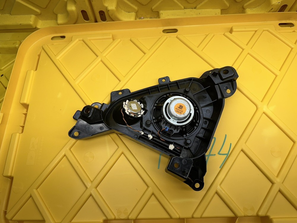 2013 BMW X3 Front Tweeter Pillar Speaker Driver Left OEM