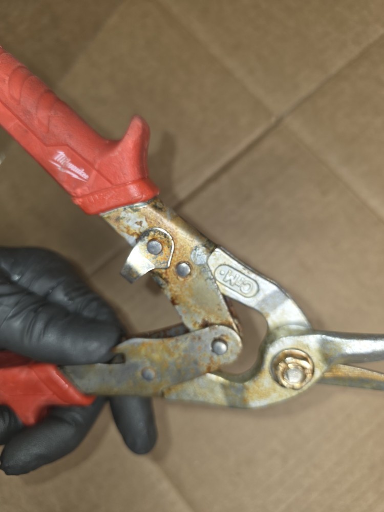 Milwaukee aviation snips