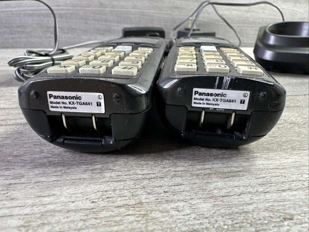 Panasonic KX-TG6431 Cordless Phone System w/ Digital Answering Bundle