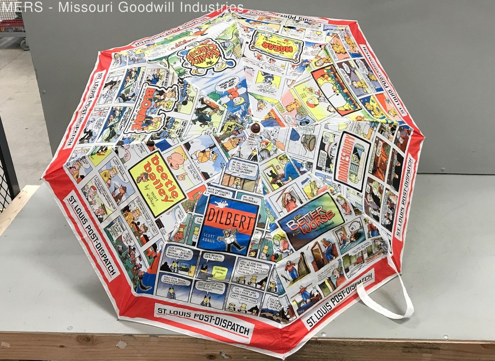 St Louis Post Dispatch Multicolor Comic Strip Blondie Dilbert Umbrella